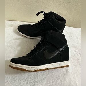 Nike Women's Black and White High-Top Sneakers
